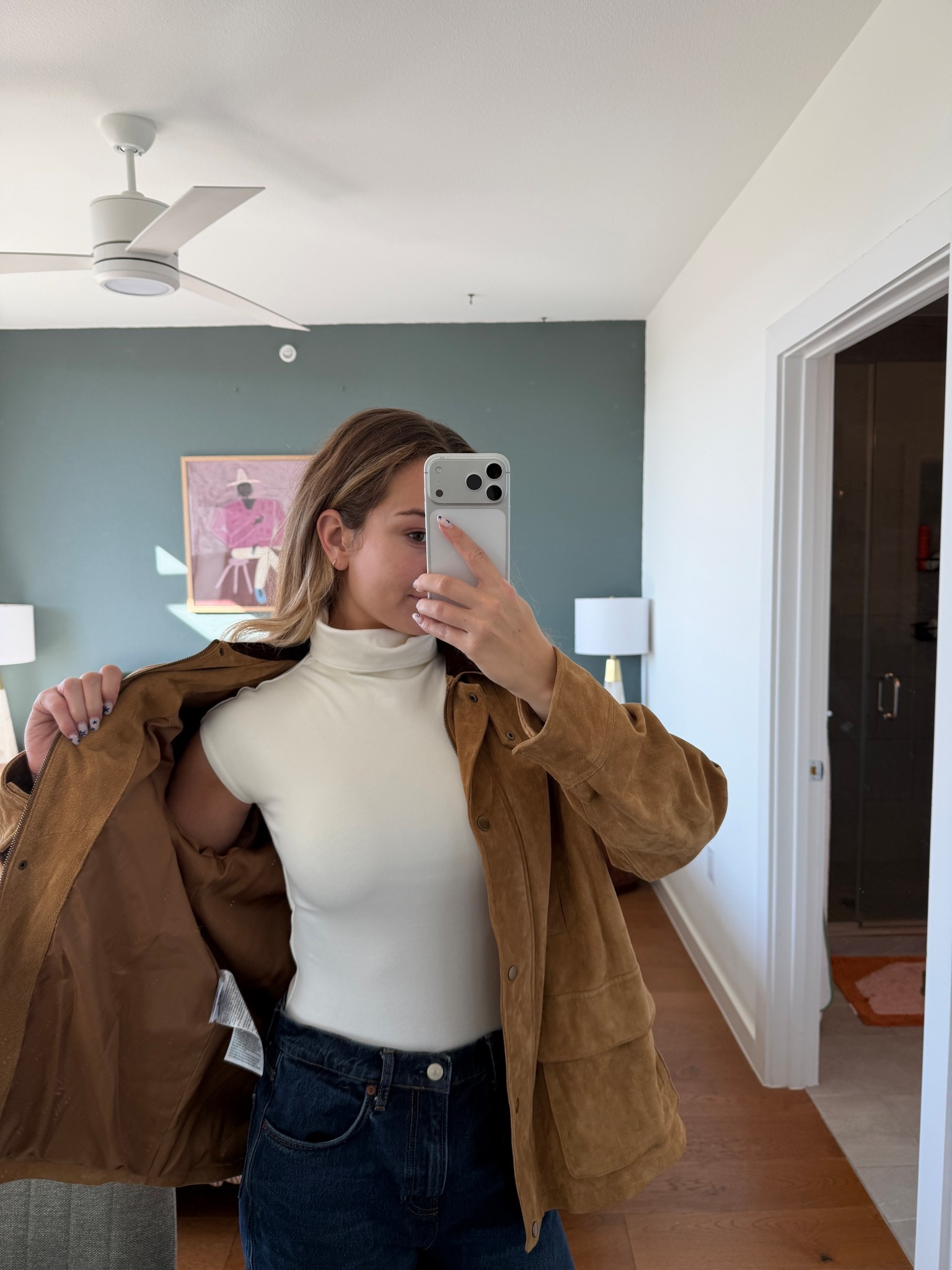 love this turtleneck bodysuit for layering !