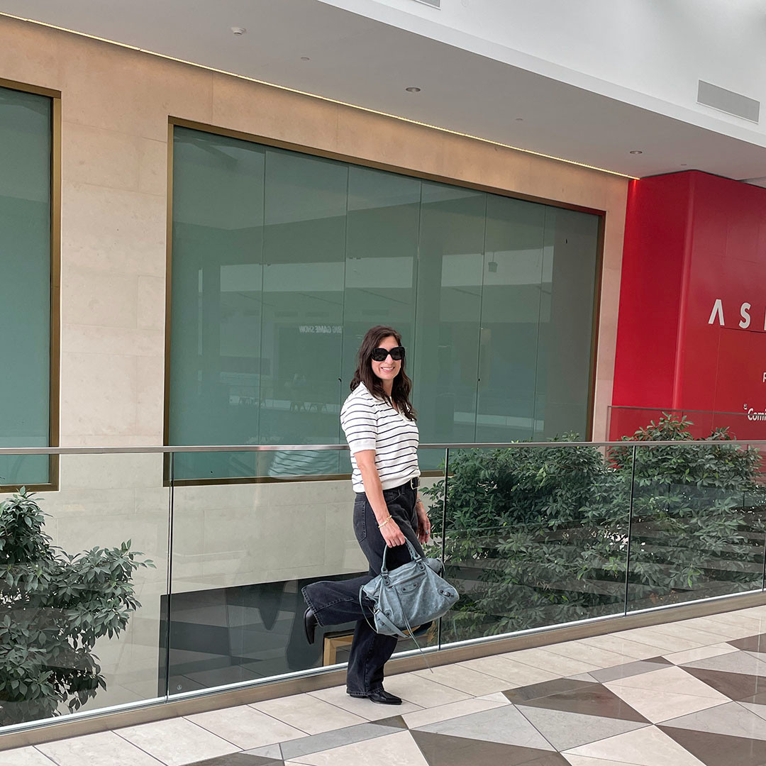 Love these barrel jeans for spring and summer outfits.  

 #LTKootd #LTKOver40 #LTKPetite