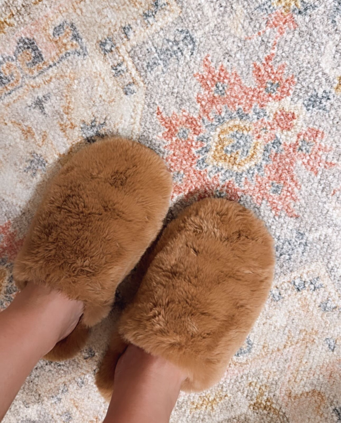 Coziest slippers from @target #slippers #houseshoes #fuzzyslippers

#LTKshoecrush #LTKhome