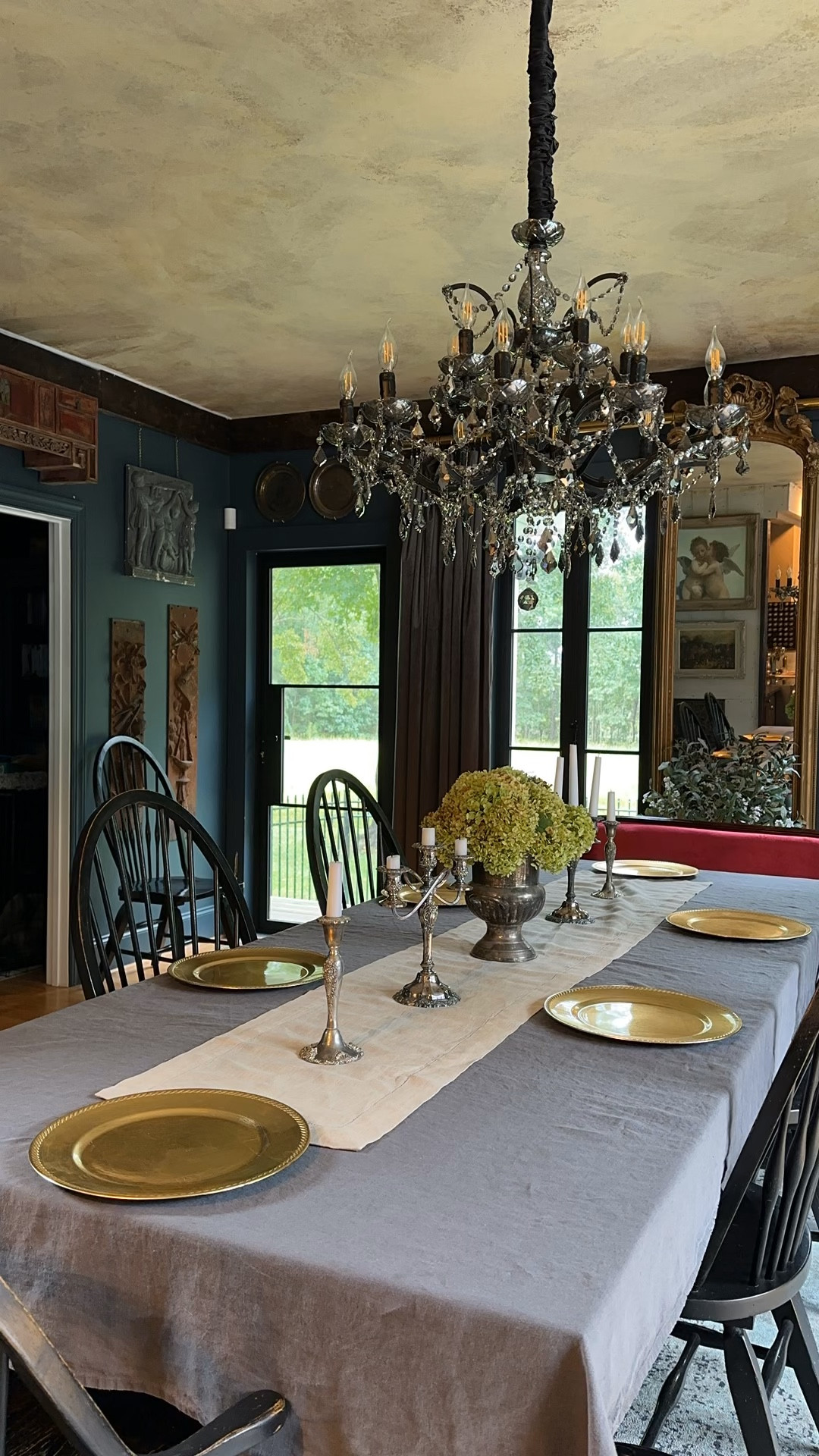 As we get ready for the golden tones of autumn: these dining scapes are ready!  Who doesn’t love a fall harvest table?

#LTKHome #LTKVideo #LTKStyleTip