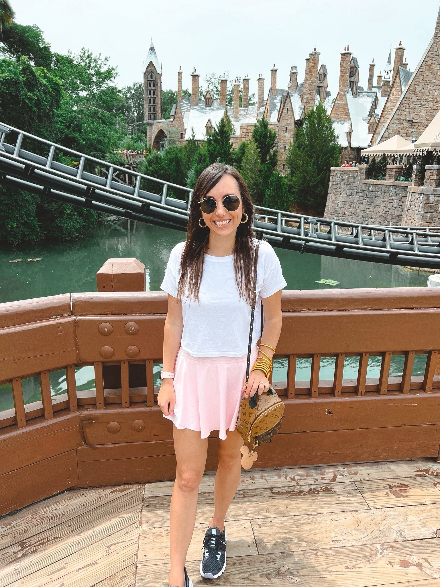 Lululemon cates tee (size 4) with lululemon court rival skort in strawberry milkshake (size 4)
 


#LTKSeasonal #LTKFitness #LTKFindsUnder100