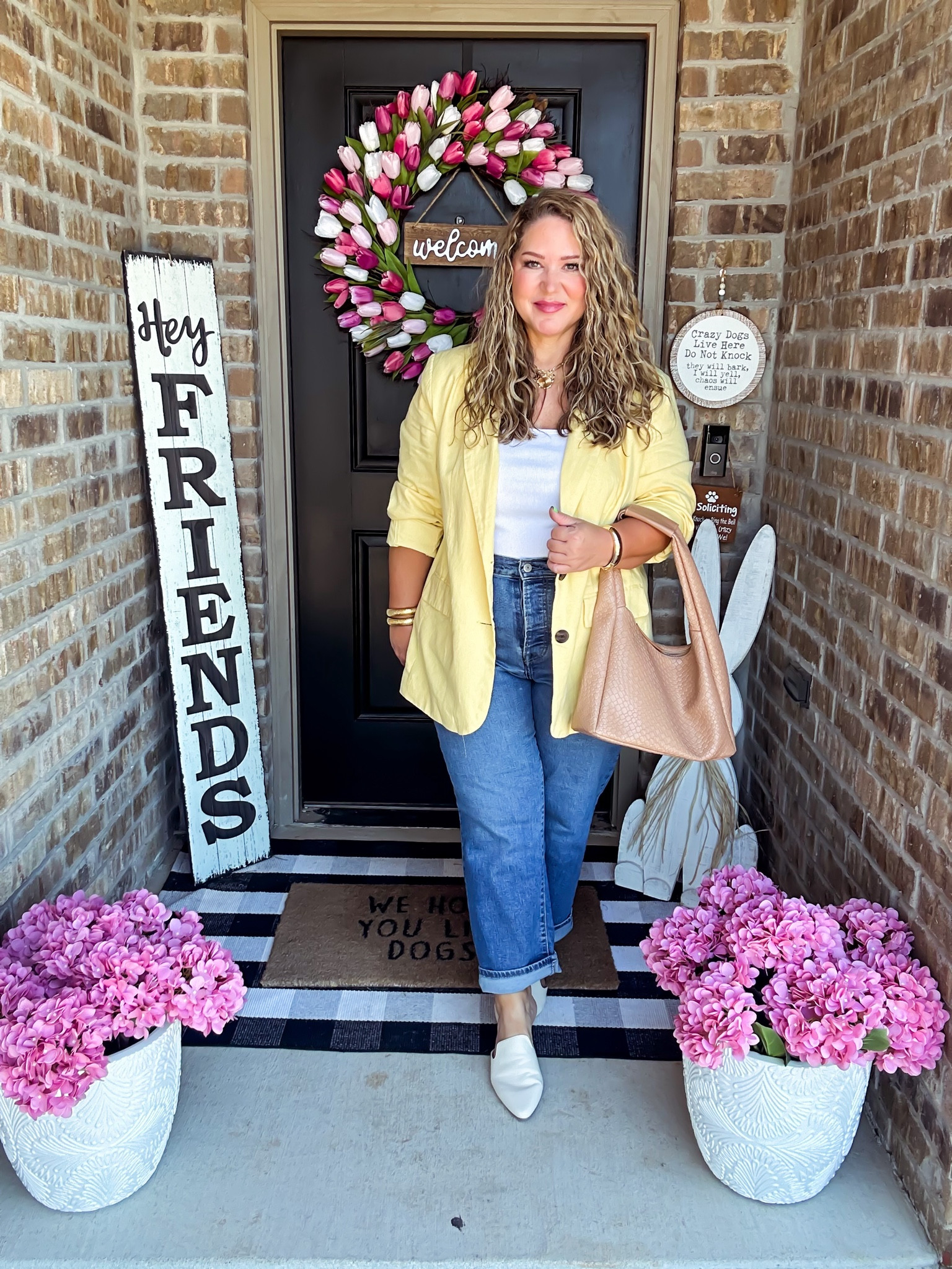 Blazer size xl tts
Top size xl tts
Jeans size 16W (could do a 14)
Shoes tts 

#LTKstyletip #LTKmidsize #LTKover40