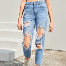 Teen Girls Figure Graphic Ripped Jeans | SHEIN