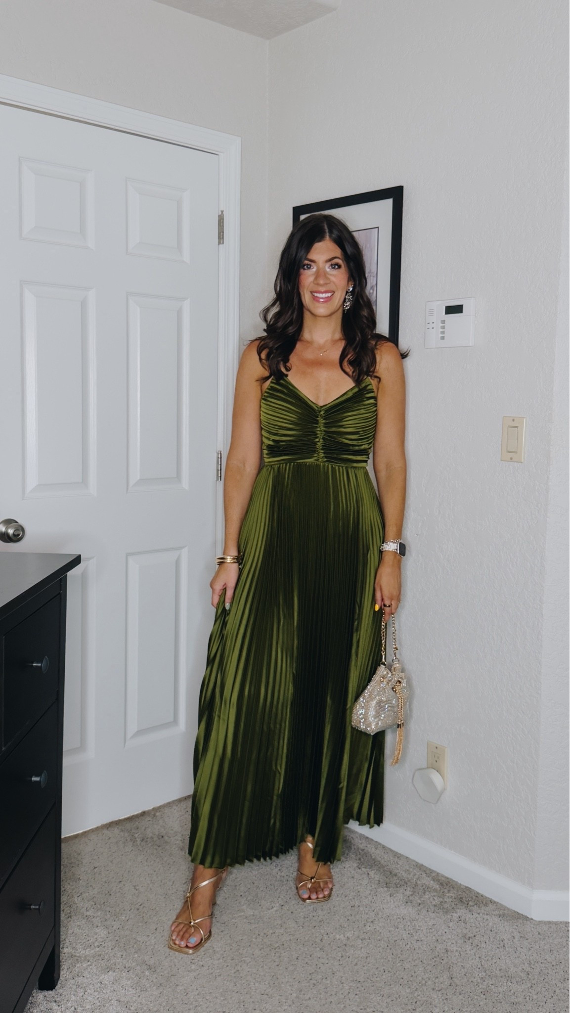Fall wedding guest dress
In an 8 pleated satin dress

#LTKMidsize #LTKTall #LTKWedding