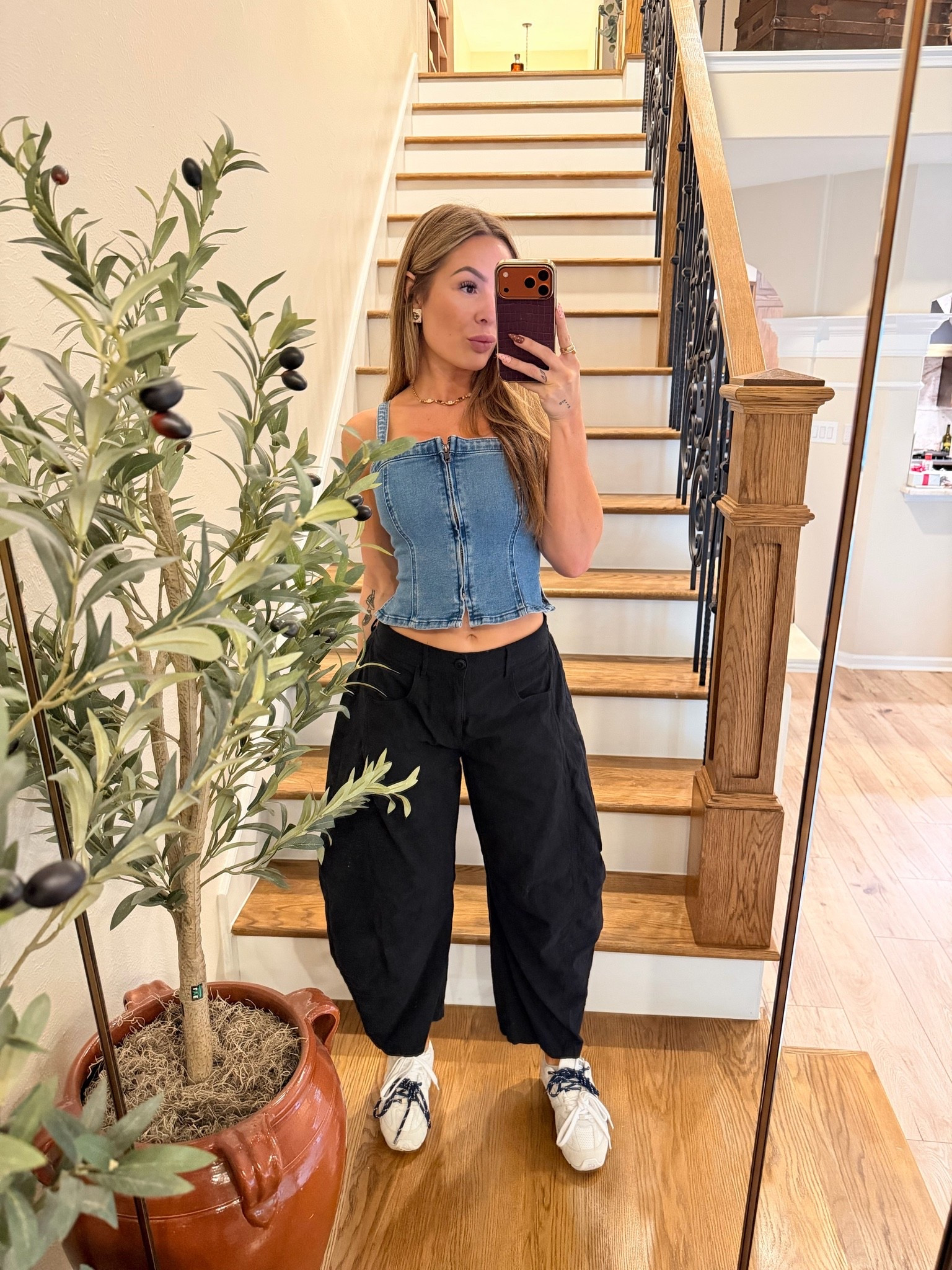 This denim top is EVERYTHING 😍

#LTKPetite #LTKMidsize #LTKSeasonal