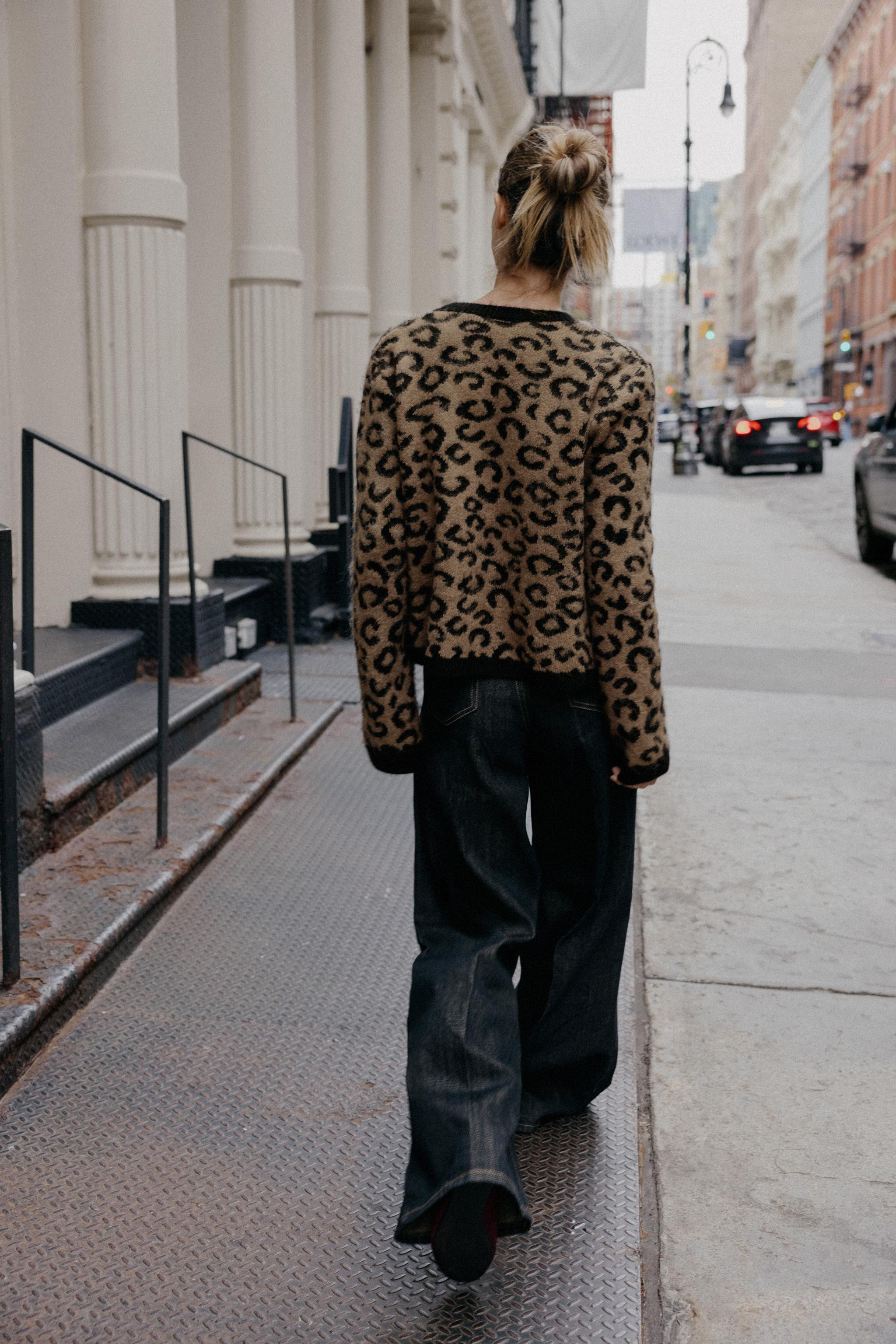 ANIMAL JACQUARD KNIT CARDIGAN | Zara US