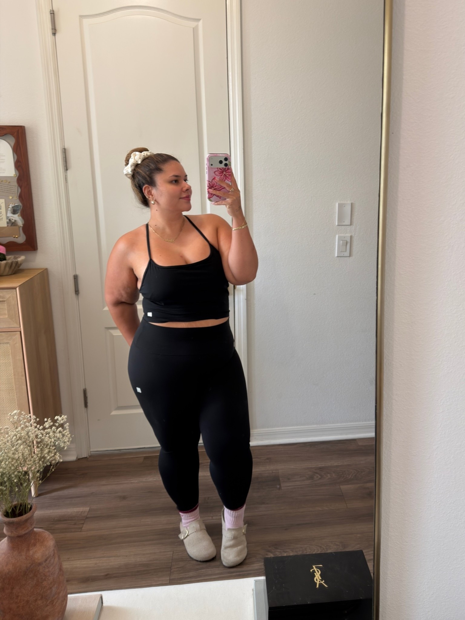 today’s Pilates outfit 🖤 wearing size XXL in both but could’ve done XL in the leggings

#LTKActive #LTKfitnessgoals #LTKMidsize