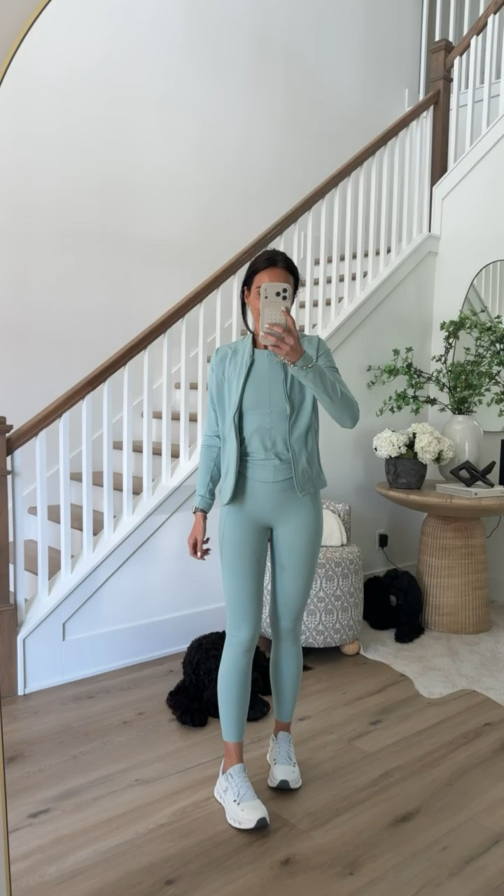 LTK SPRING SALE Spanx 20% off sitewide (code in the LTK APP)


#LTKOver40 #LTKSaleAlert #LTKSpringSale