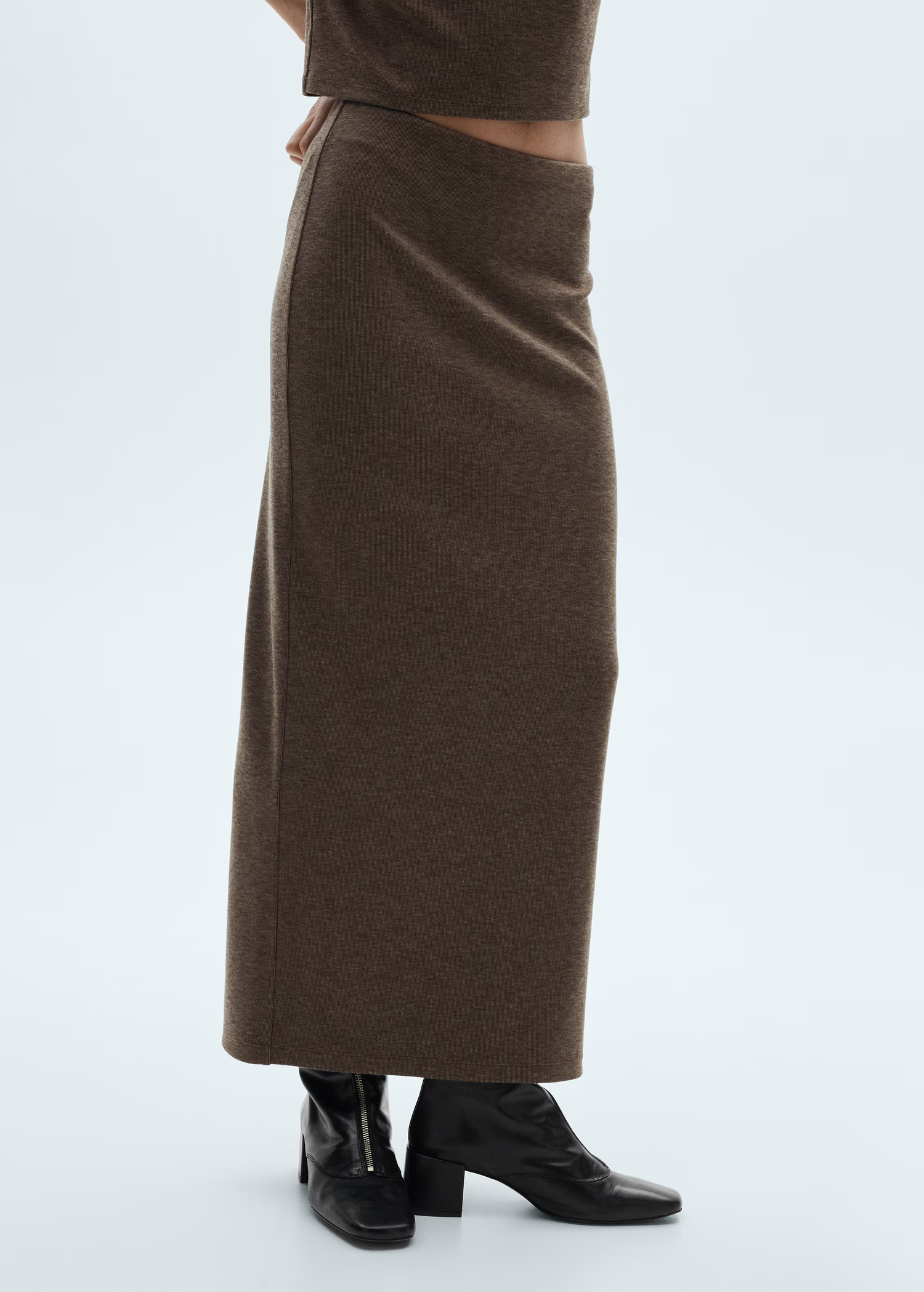 Long knitted skirt | MANGO (UK)
