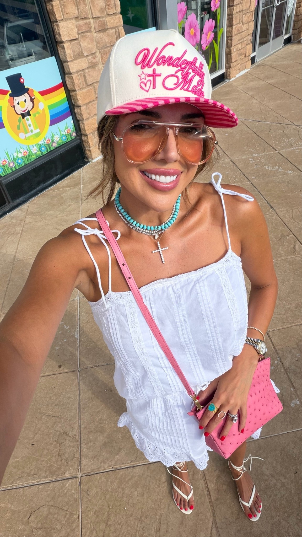 OOTDDDD! Obsesssed need this one in the navy color! Wearing small in both!

hat is from the shimmy shack and bag is etoile star!

#LTKootd