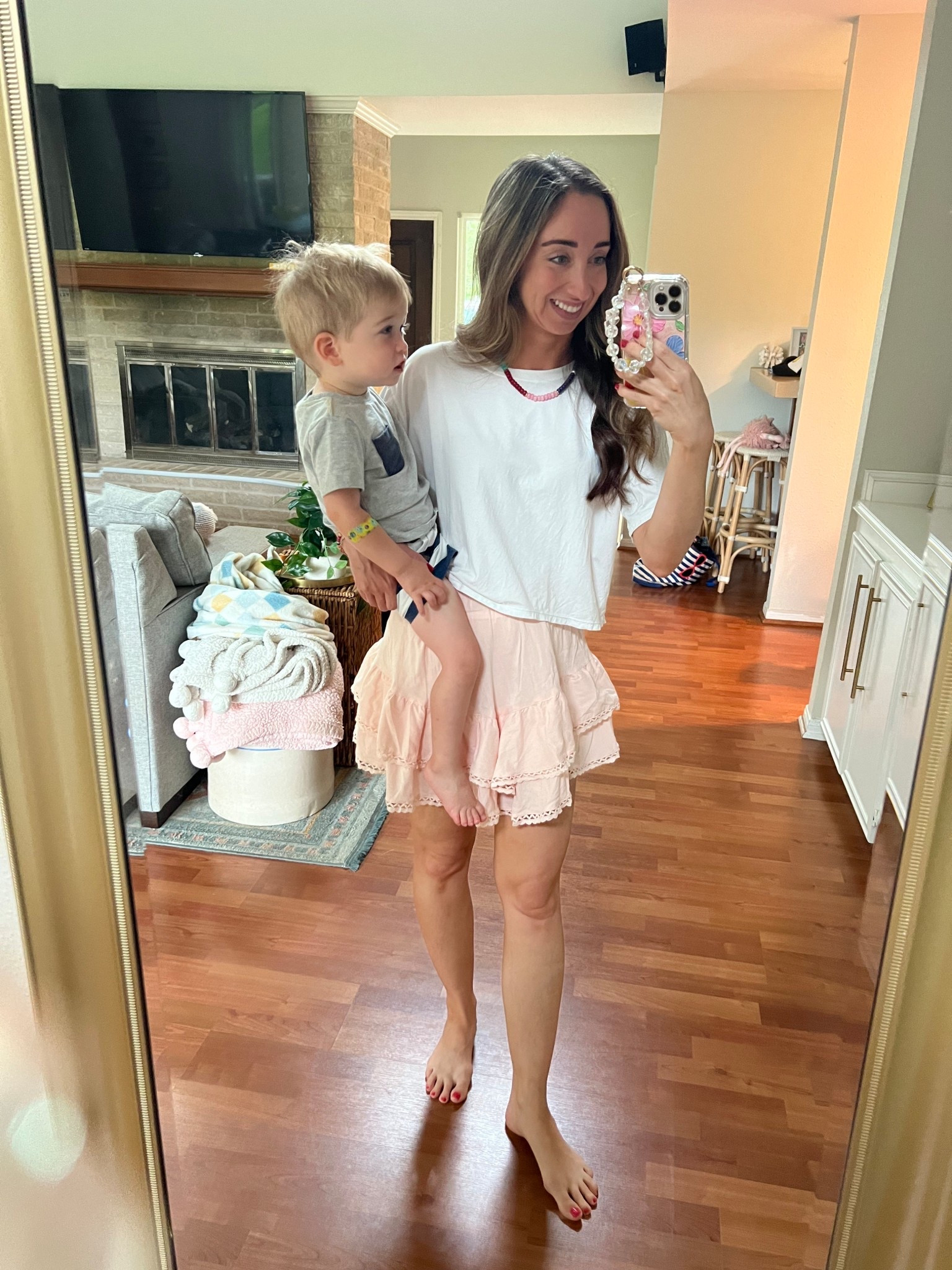 Summer cute and fun casual mom outfit 

#LTKSeasonal #LTKKids #LTKPetite