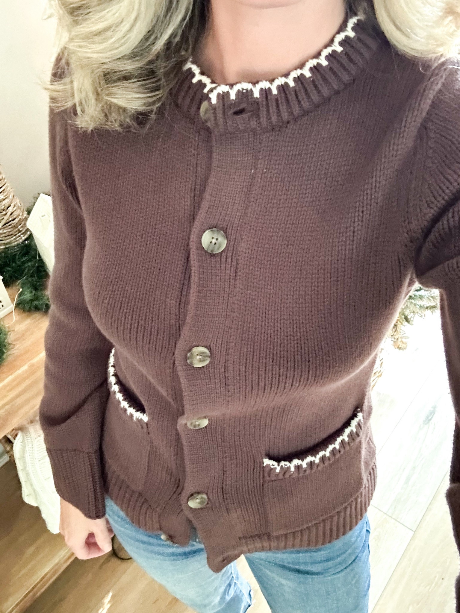 The prettiest chocolate brown cardigan is 50% off! Wearing the size small 

#LTKOver40 #LTKCyberWeek #LTKHoliday