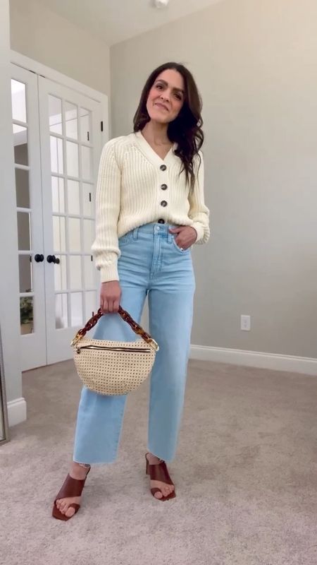 DAILY LOOK | Spring outfit idea: knit cardigan. Wide leg crop jeans (tts), toe ring sandals (tts), grand fanny bag

#LTKstyletip