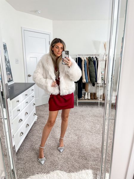 Holiday outfit idea 😍 everything is on sale!! 
+ Abercrombie faux fur coat: xs
+ Abercrombie red mini dress: xs petite 
+ target heels: true to size 

#LTKCyberWeek #LTKHoliday #LTKsalealert