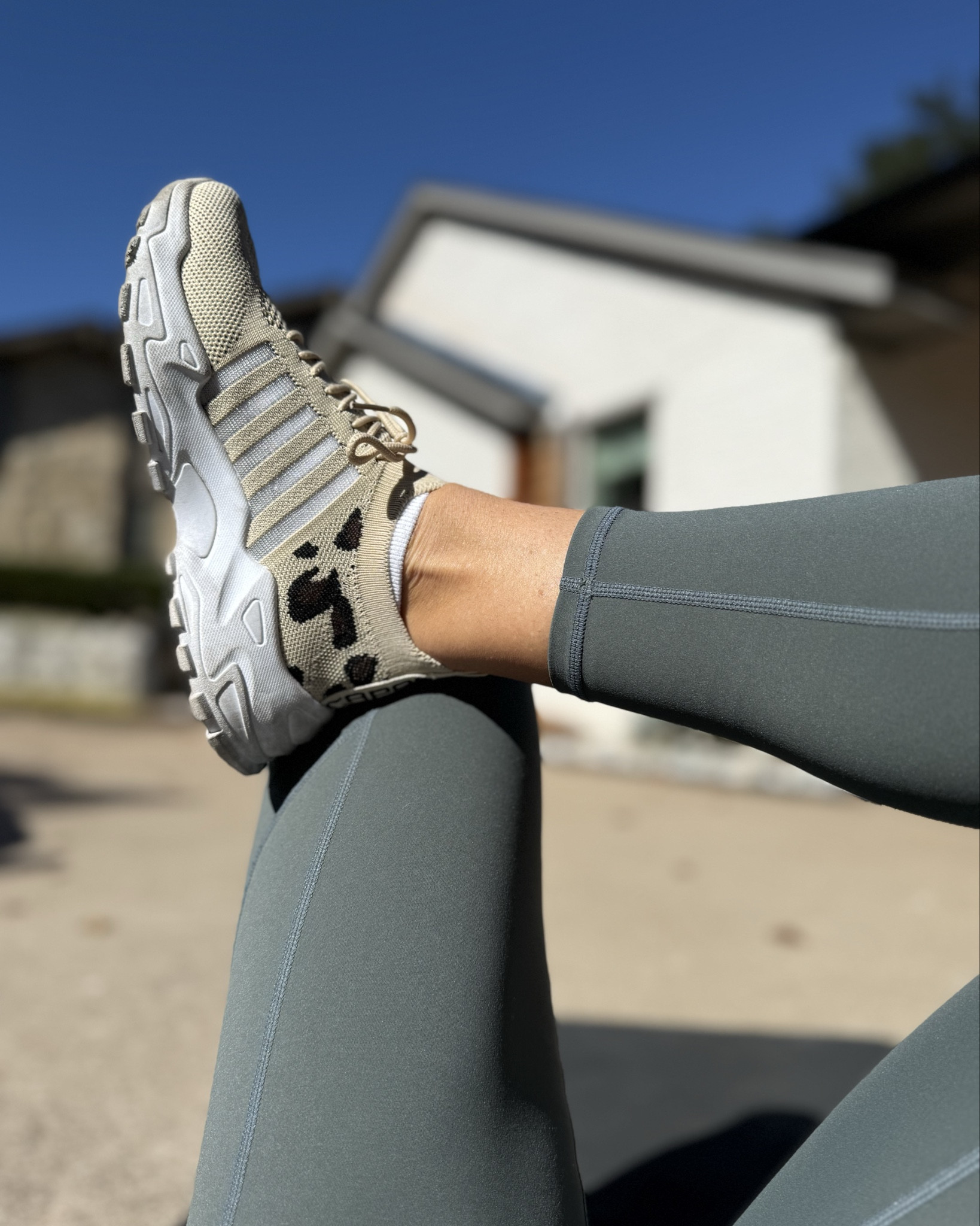 the CHEAPEST, cutest and most comfortable kicks. Wearing a size 7. TTS.
Dupe Vuori Leggings 😍 Wearing small. Crop T is also small. 

#LTKfitnessgoals #LTKActive #LTKootd