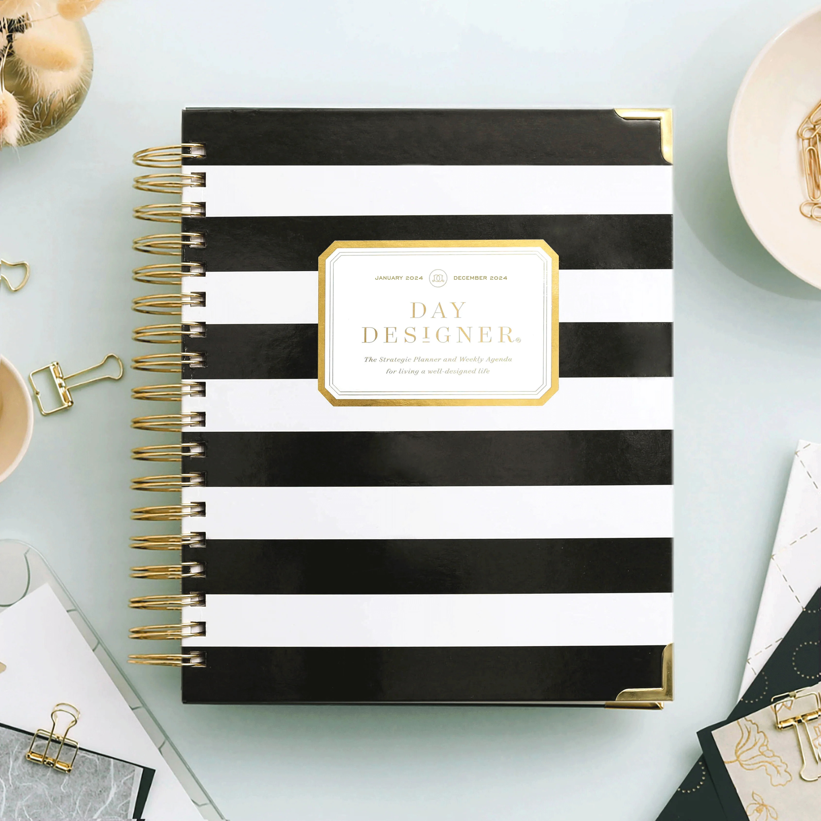2024 Weekly Planner: Black Stripe | Day Designer