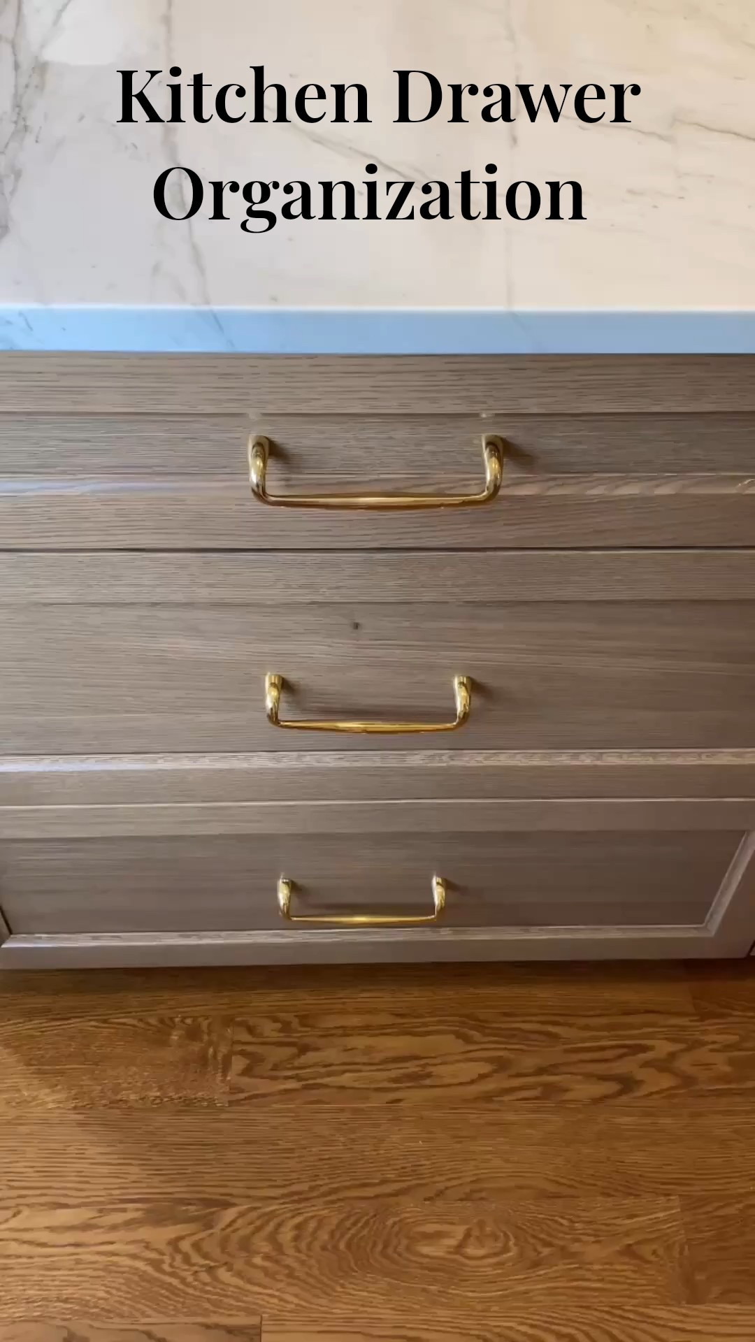 These sandwich bag organizers keep my drawers so organized and everything in their place! And some other favorite kitchen must haves too! 

#ziplocbag #drawerorganizer #kitchenorganixation 


#LTKfoodie #LTKHome #LTKmomlife