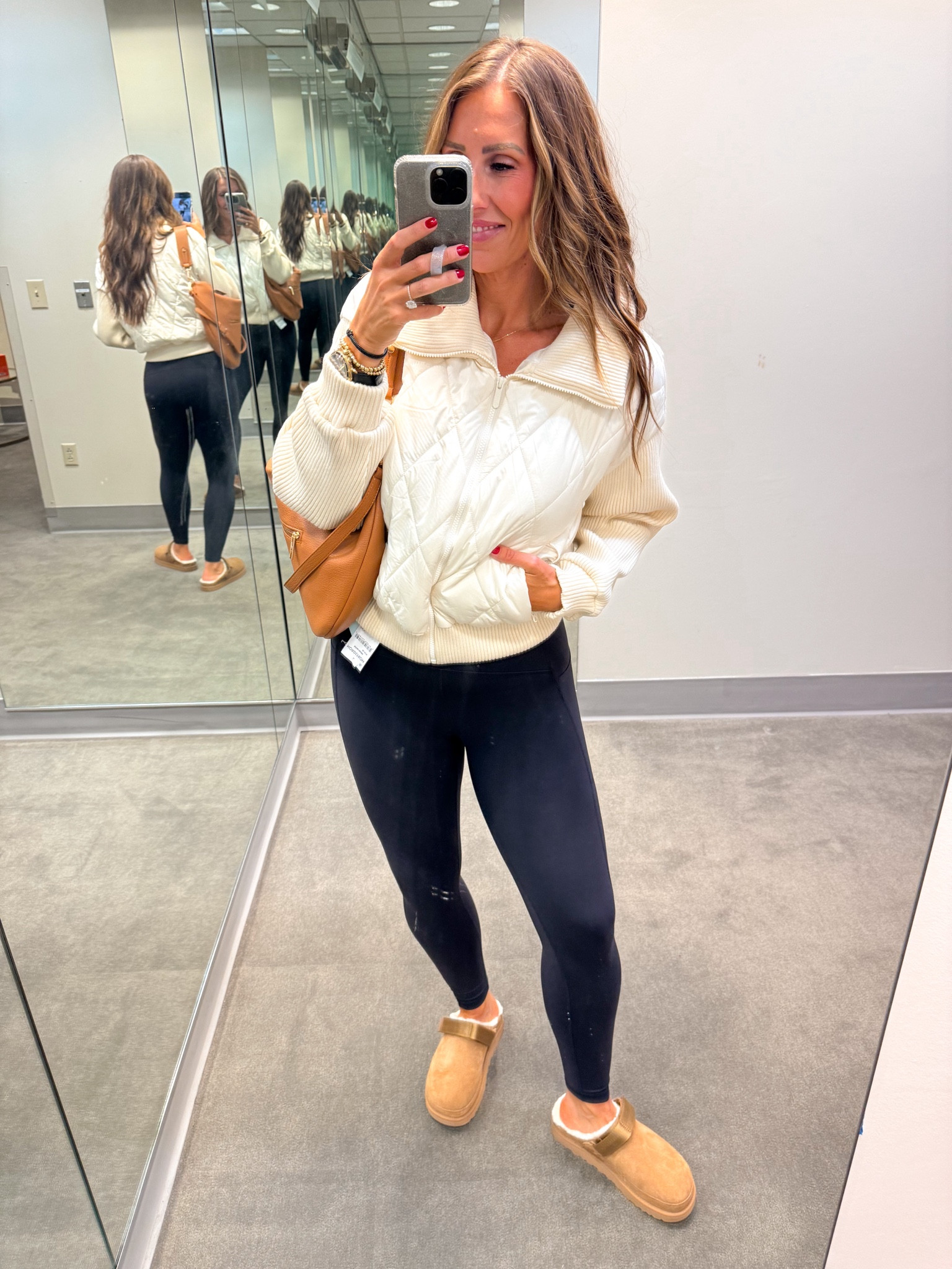 LOVE THE UGGS!!! Runs tts 
Size medium bomber 
Sz large leggings 

#LTKxNSale #LTKOver40 #LTKActive