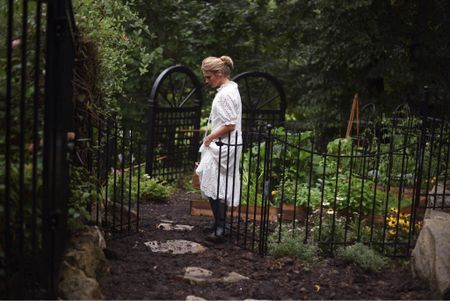 A walk in the garden  🤍 🪴 

#whitedress
#gardening
#summerdress

#LTKSeasonal #LTKStyleTip #LTKFindsUnder100