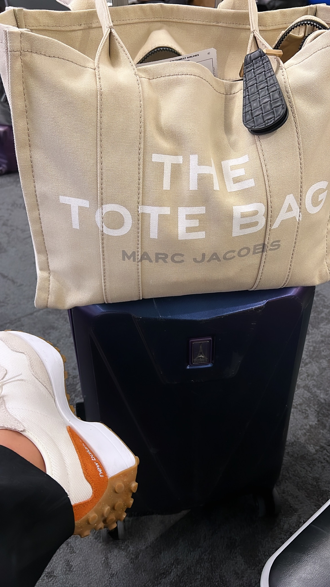 2 of my travel must have/favorites. 
Marc Jacobs tote bag 
New balance 327 sneakers 


#LTKshoecrush #LTKstyletip #LTKtravel
