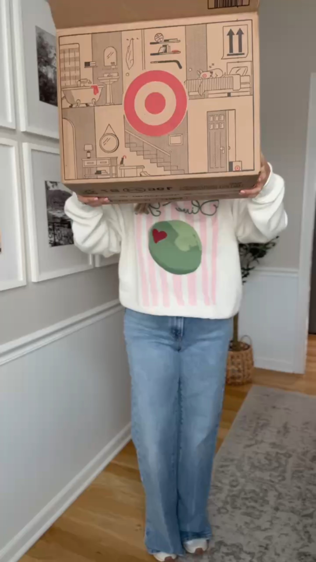 New arrivals from Target! 🎯
Graphic sweatshirt - medium
Jeans - size 8 reg
Sweaters - small
Tunic zip up - medium


#LTKSeasonal #LTKValentine #LTKOver40