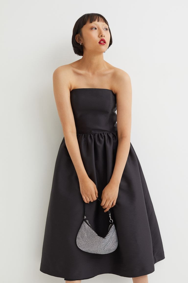 Party dress | H&M (UK, MY, IN, SG, PH, TW, HK)