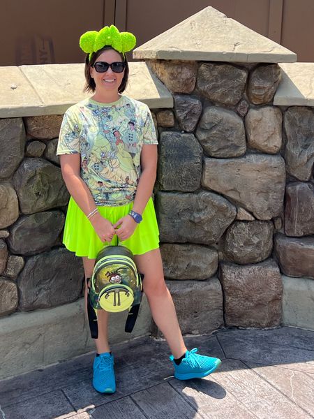 Lime green flowy shorts, so comfortable for theme parks, have bike shorts sewn in, I’m wearing a medium, come in several fun colors

#LTKstyletip #LTKxPrimeDay #LTKsalealert