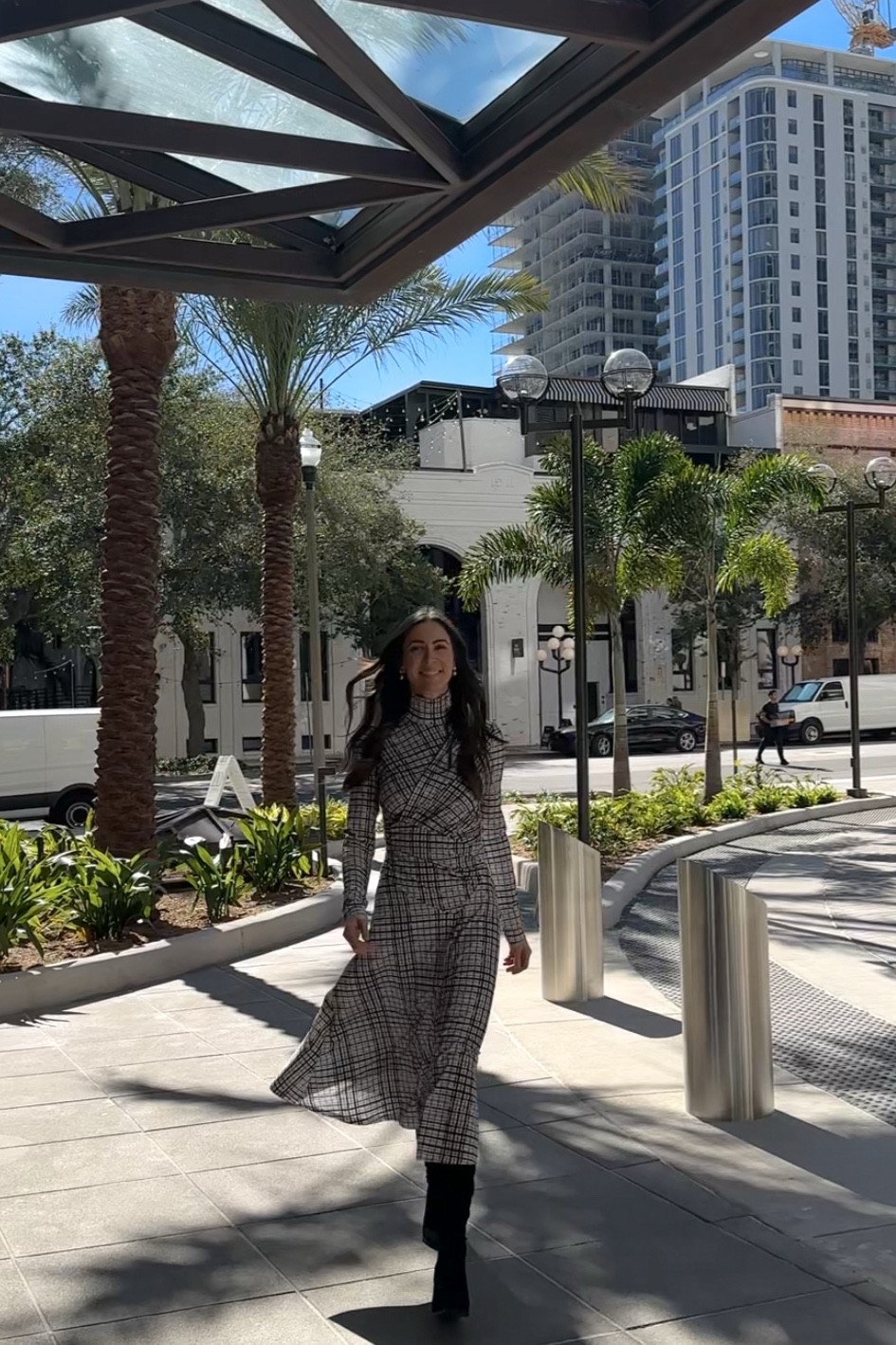 Winter work dress

#LTKSeasonal #LTKdayinmylife #LTKWorkwear