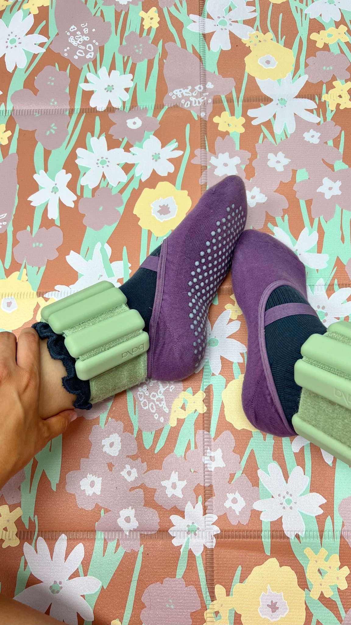 pilates socks & bangles !!! socks under $20 

#LTKStyleTip #LTKFindsUnder100 #LTKActive