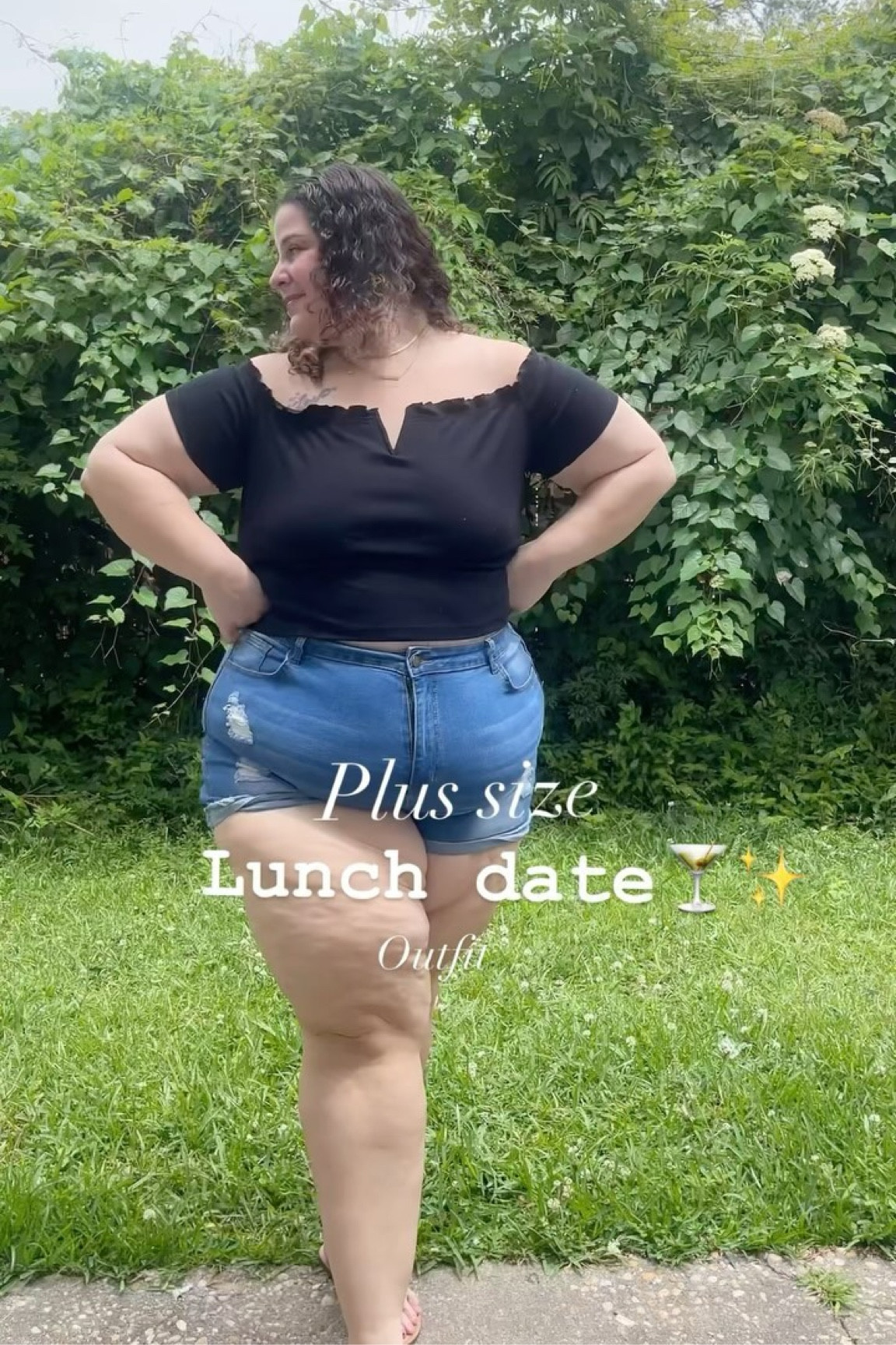 The black crop top and short combo is my go to 😂
Like how can it be beat ?!

Spent the day in Charleston being a tourist in my own city🫶🏼
And tacos for lunch what could be better 😂
.

.

.

.

Plus size casual outfit , t-shirt and shorts , denim , Charleston adventure, plus size Charleston blogger , Charleston sc ,  ugc creator , plus size fashion , summer outfits , ootd , ootd plus size , easy summer outfits , summer 2024 , this is 30 , ugc, curly hair don’t care , size 20 style , size 18 style , black summer outfits , midsize fashion , midsize girlie , everyday day style , street style plus size , size 20 , 

#size20 #size20style #plussizeootd #everydaystyle