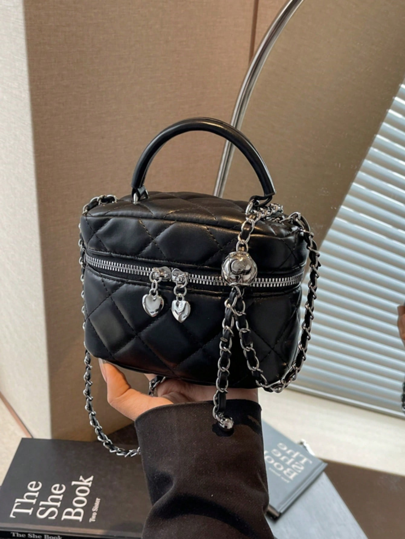 New Fashionable, Casual, Simple, High-End Texture, Temperament Women's Bag, Retro Versatile Chain... | SHEIN