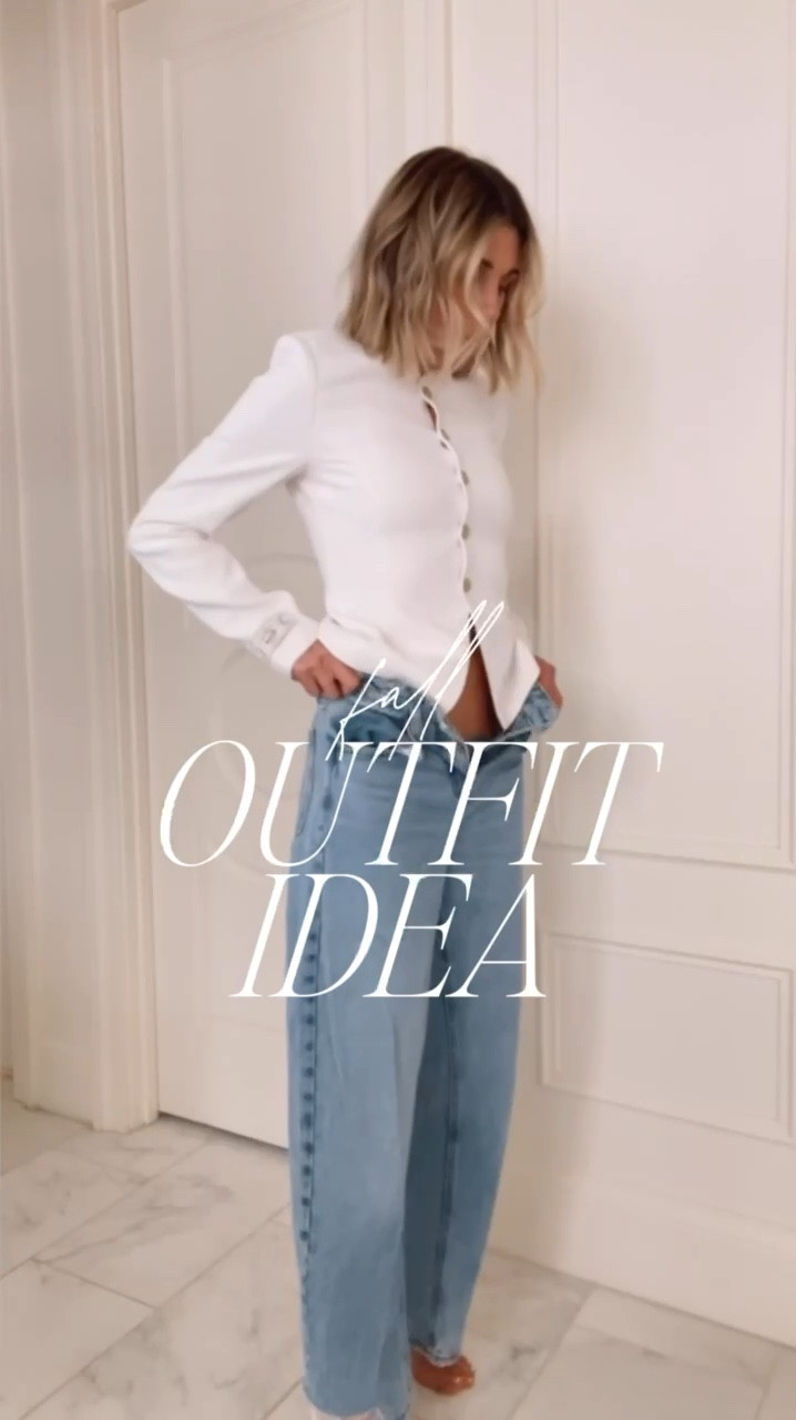 I'm 5'7 for reference and wearing size small .

Cellajaneblog Aritzia blazer 