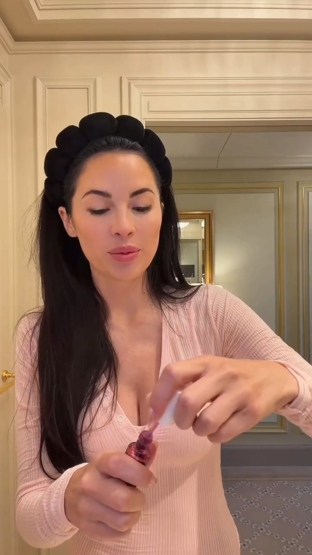 GRWM for dinner in Paris!

#LTKgrwm #LTKTravel #LTKBeauty