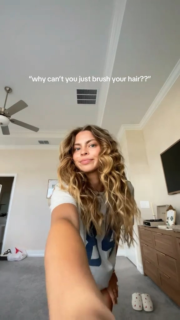 my wavy haired girlies get it 😅😅 I can ONLY brush my hair when it’s wet or else it looks like this

#LTKBeauty #LTKStyleTip #LTKSeasonal