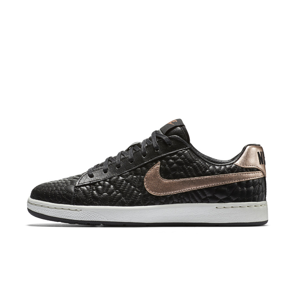 Nike Tennis Classic Ultra Premium QLT Women's Shoe Size 8.5 (Black) | Nike US
