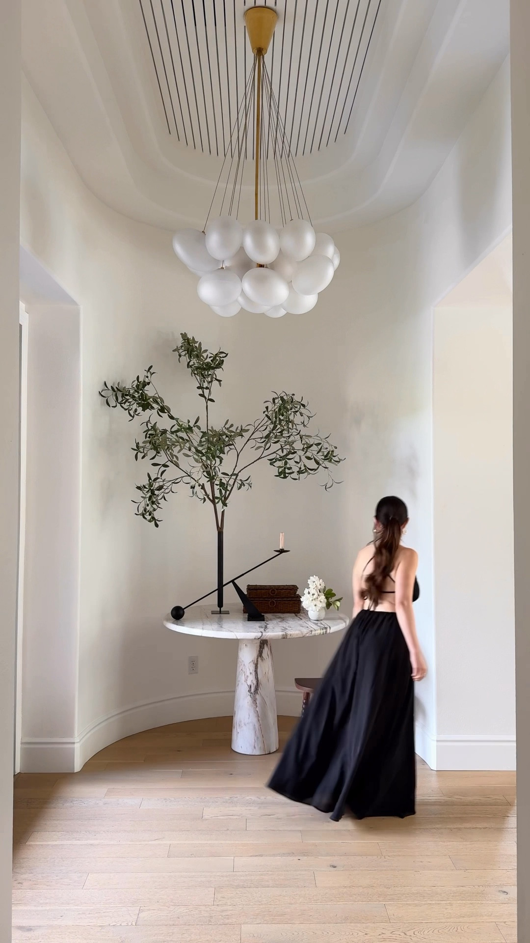 Entryway styling

#LTKSeasonal #LTKHome #LTKMidsize