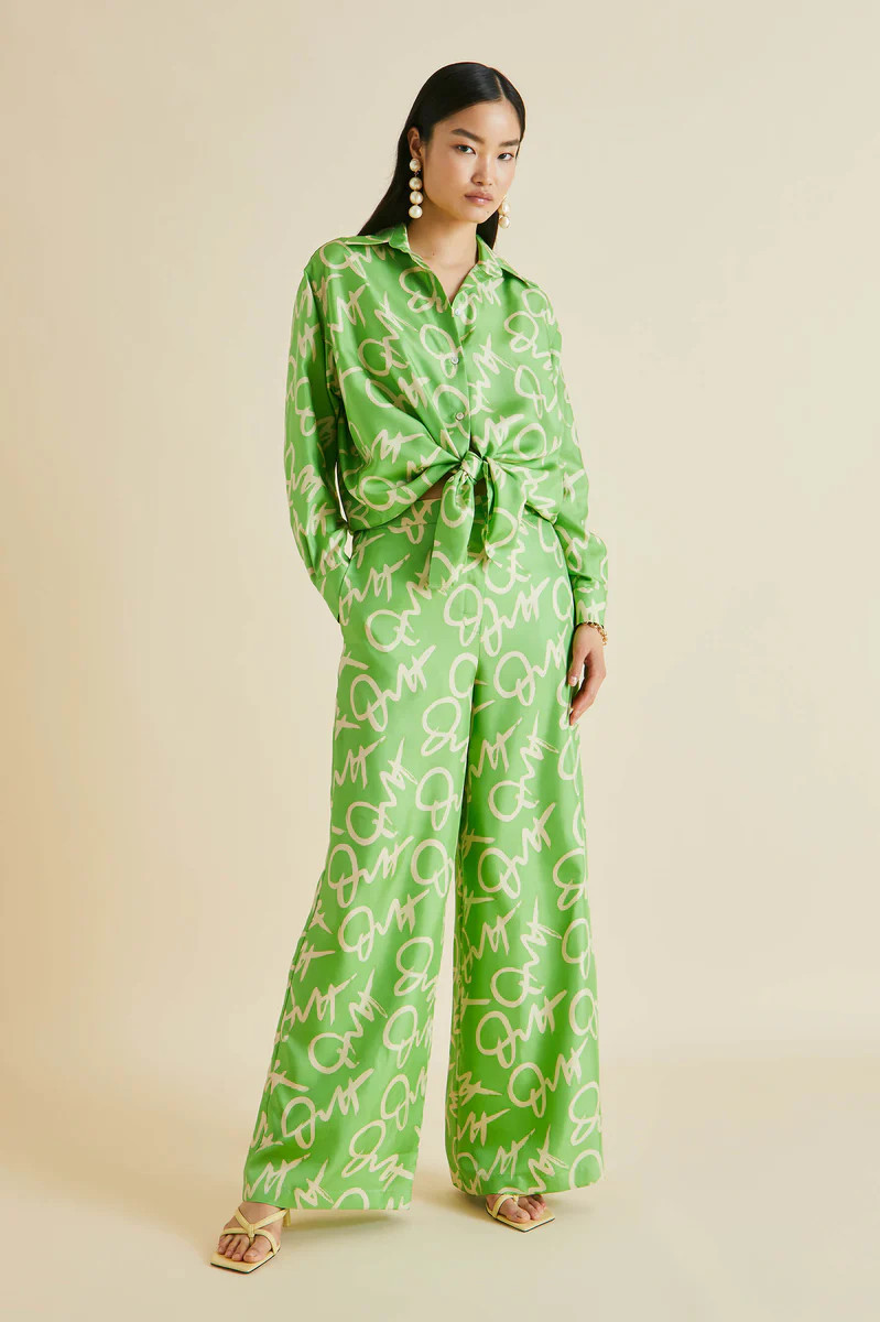 Wolfe Beauvoir Green Signature Silk Twill Pyjamas | Olivia von Halle Ltd