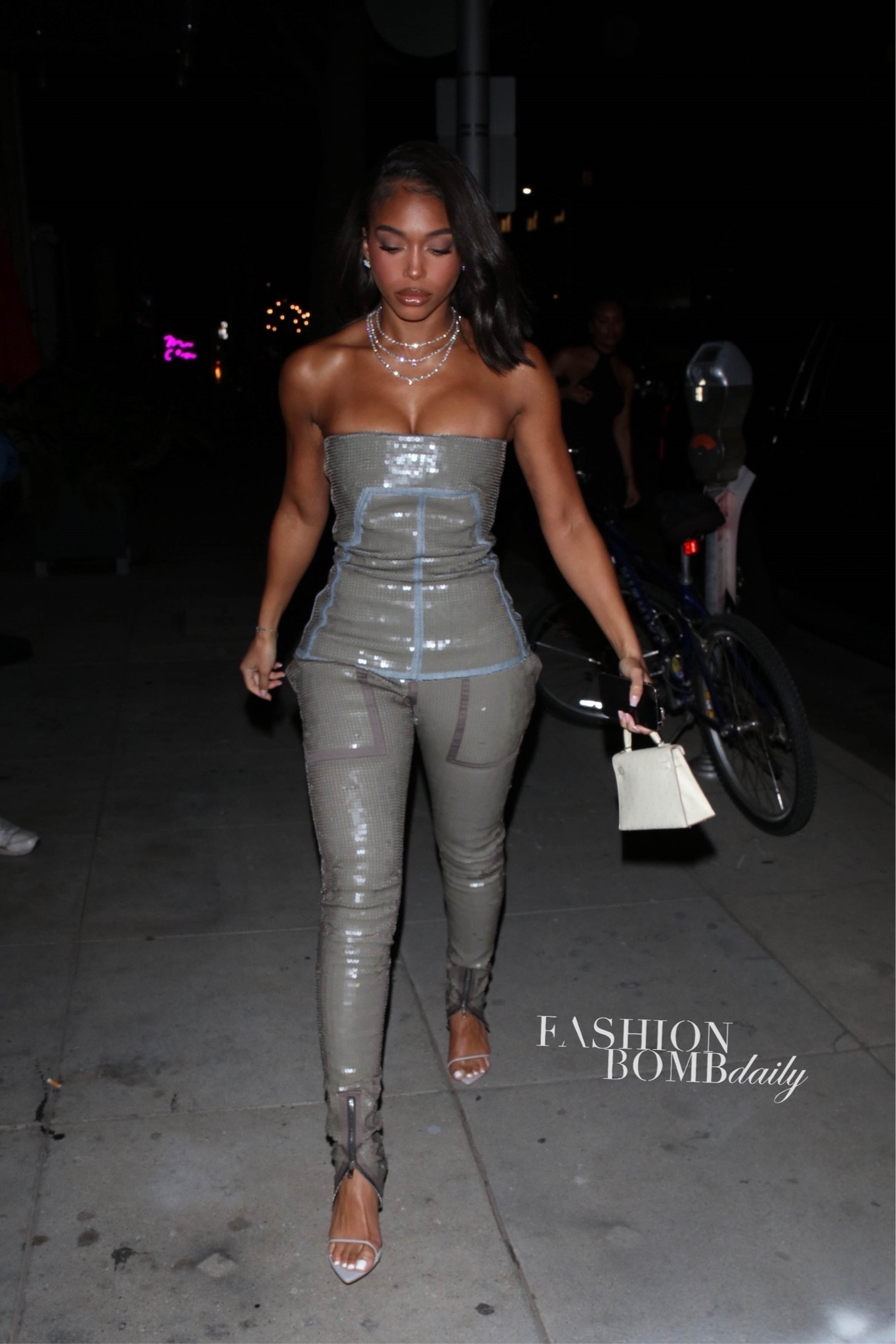 Have a #celebritystyle inquiry? Subscribe to our page or our app for answers ! @drleshadanielle says, “Do y’all know the designer of this outfit?” @loriharvey stopped by @cipriani #beverlyhills wearing a full @rickowensonline look ($1,760 bustier top, $2,415 pants). Would you splurge? Find link to purchase below!