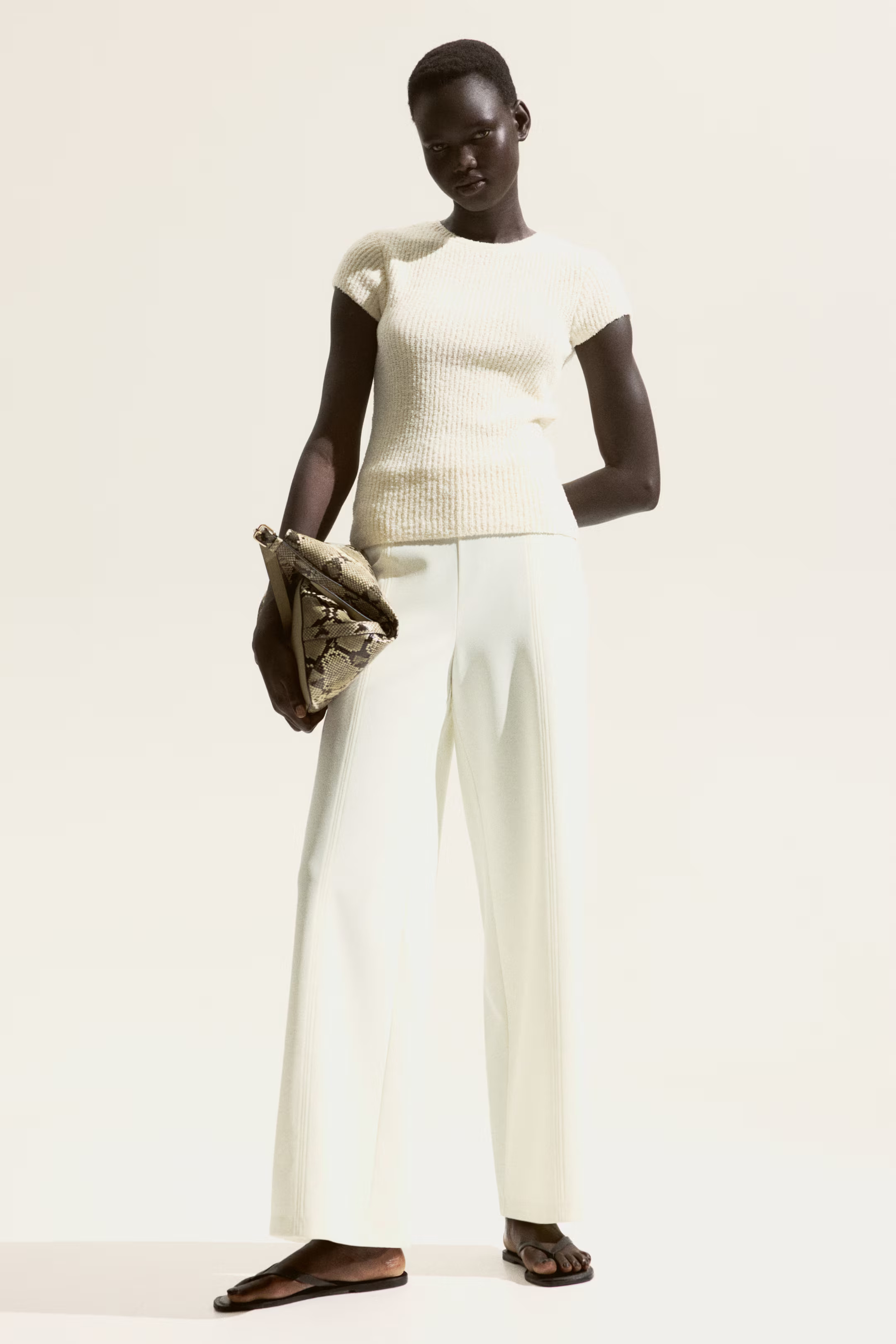 - Wide trousers - Cream - Ladies | H&M GB | H&M (UK, MY, IN, SG, PH, TW, HK)