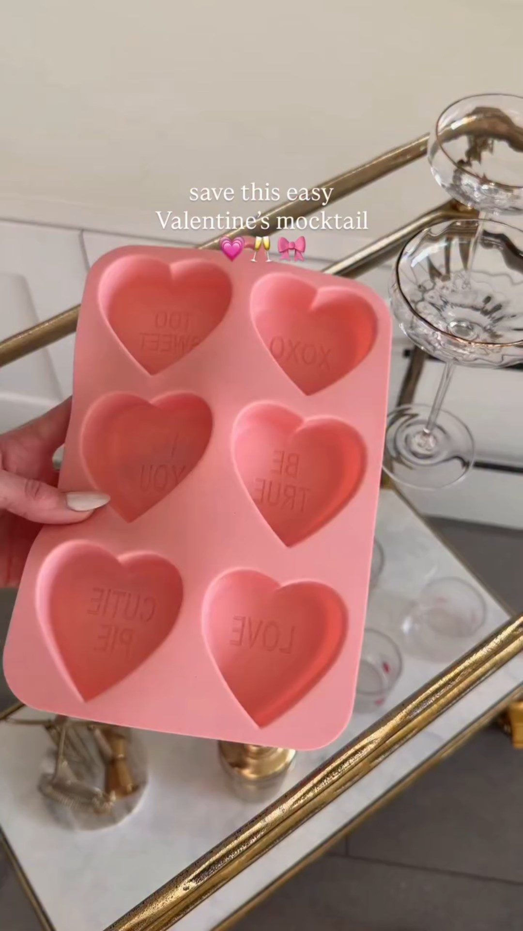 👉 Save for later + tag your Galentine 💕 

Valentine’s drinks but make them ✨pretty✨
I froze strawberry lemonade with edible glitter overnight, then topped it with sparkling water for the cutest mocktail. You could also do Prosecco if you choose! 🍾

Perfect for girls night, brunch, or Dry January hosting. It looks fancy but is SO EASY to make. 

Comment SHOP to add these items to your cart 🛒

#ValentinesMocktail
#DryJanuaryDrinks
#GalentinesParty