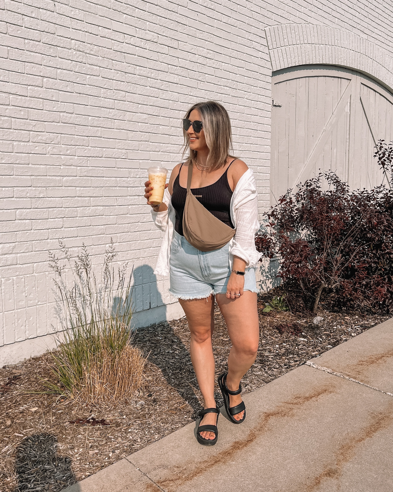 Summer OOTD - tank top with built in bra (M), white button up shirt (M), light wash denim shorts (32), Uniqlo moon crossbody bag, black sandals (TTS)

Midsize fashion, summer outfits 


#LTKstyletip #LTKSeasonal #LTKshoecrush