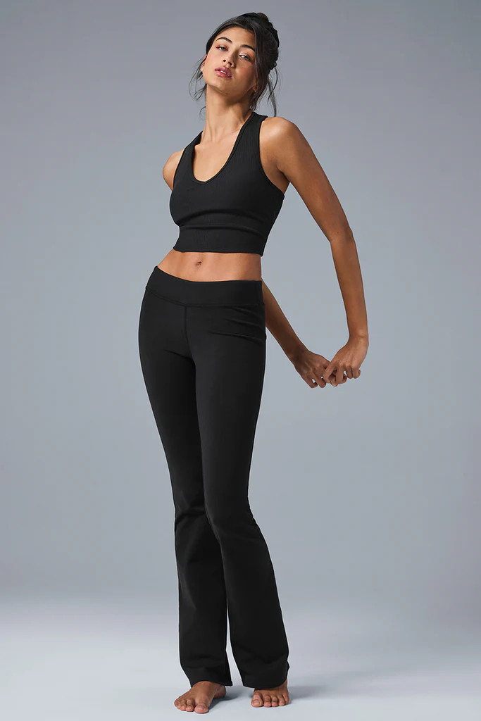 Airbrush Low-Rise Bootcut Legging - Black | Alo Yoga (US)