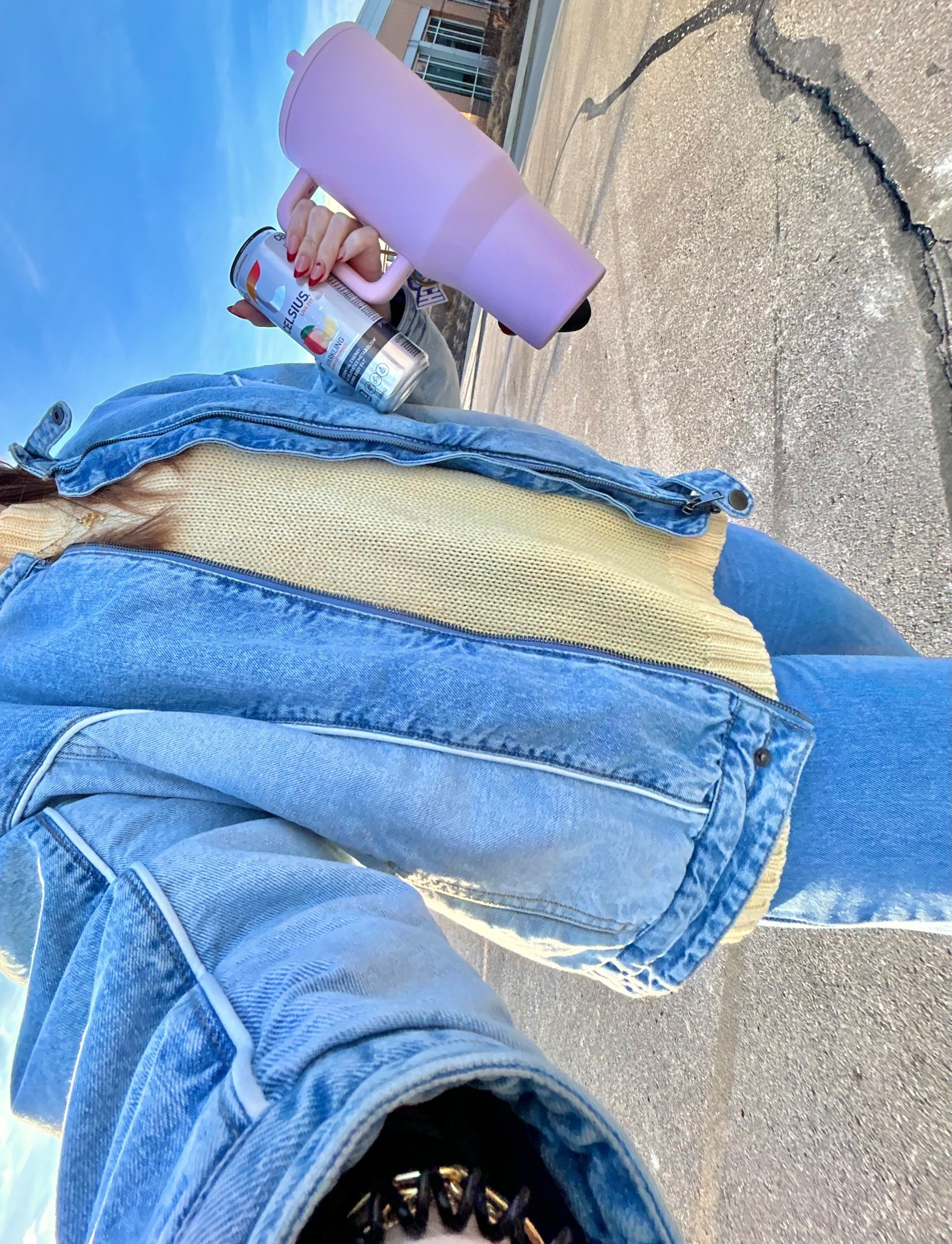 new flavor alert!! mango lemonade @celsiusofficial now available at @krogerco!!

(p.s. I thrifted this sweater, so I found close alternatives 😊 )

#LTKSeasonal #LTKFindsUnder50 #LTKStyleTip