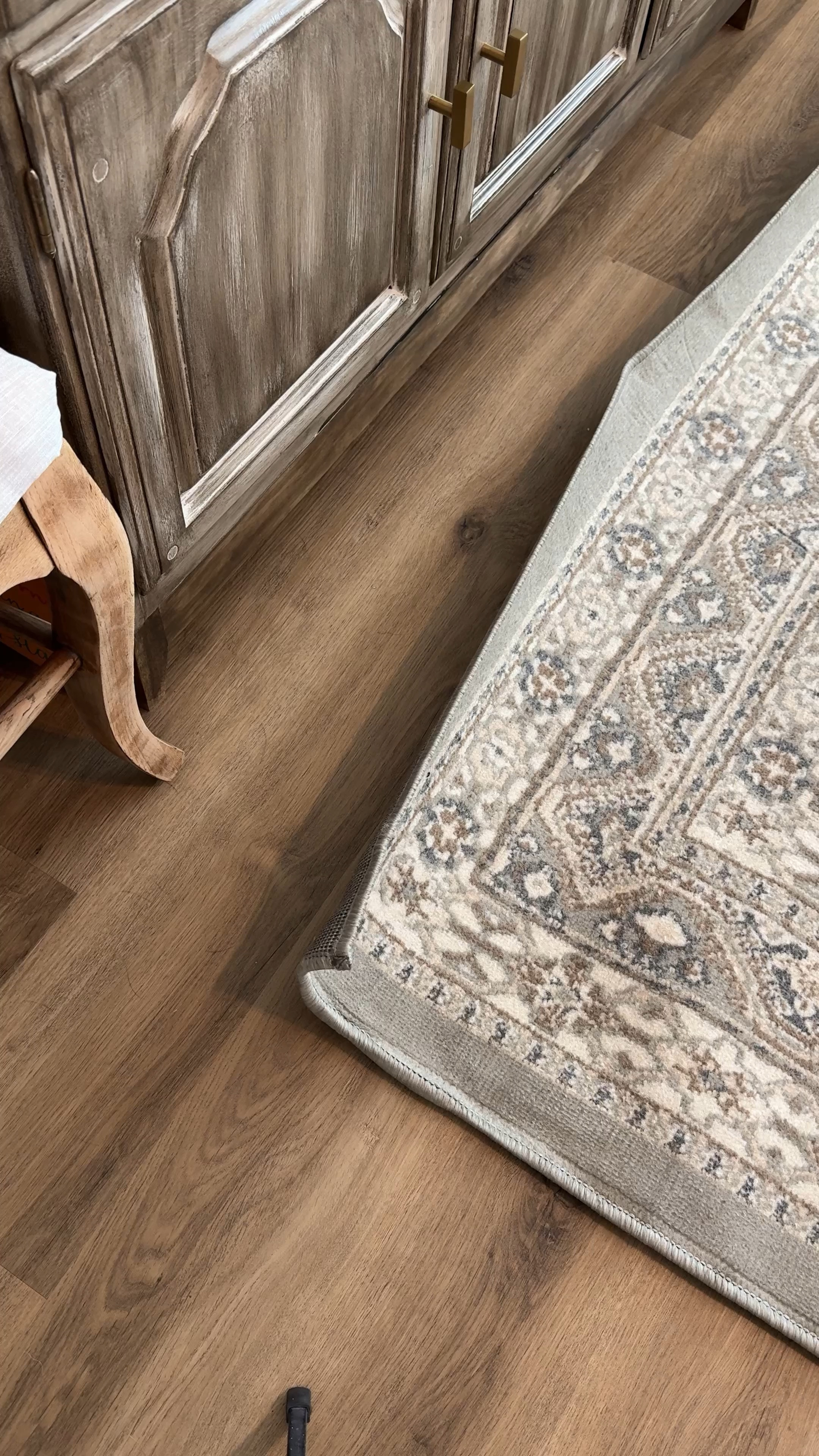 The best rug tape for your area rugs! It won’t damage your floors or leave any residue behind when removed 🙌🏻

#LTKhome