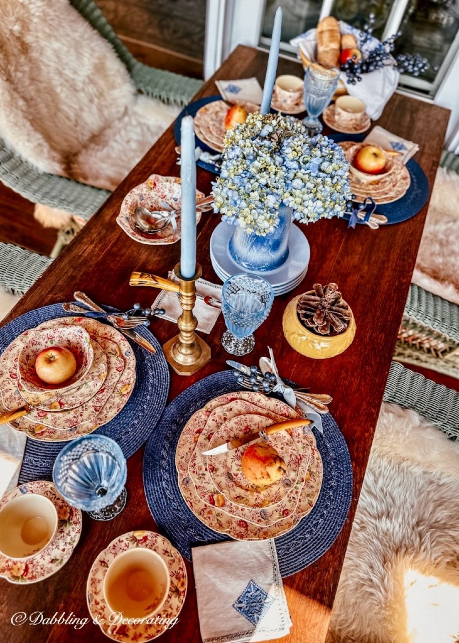How to Create a Stunning Fall Tablescape You’ll Love

#LTKSeasonal #LTKHome