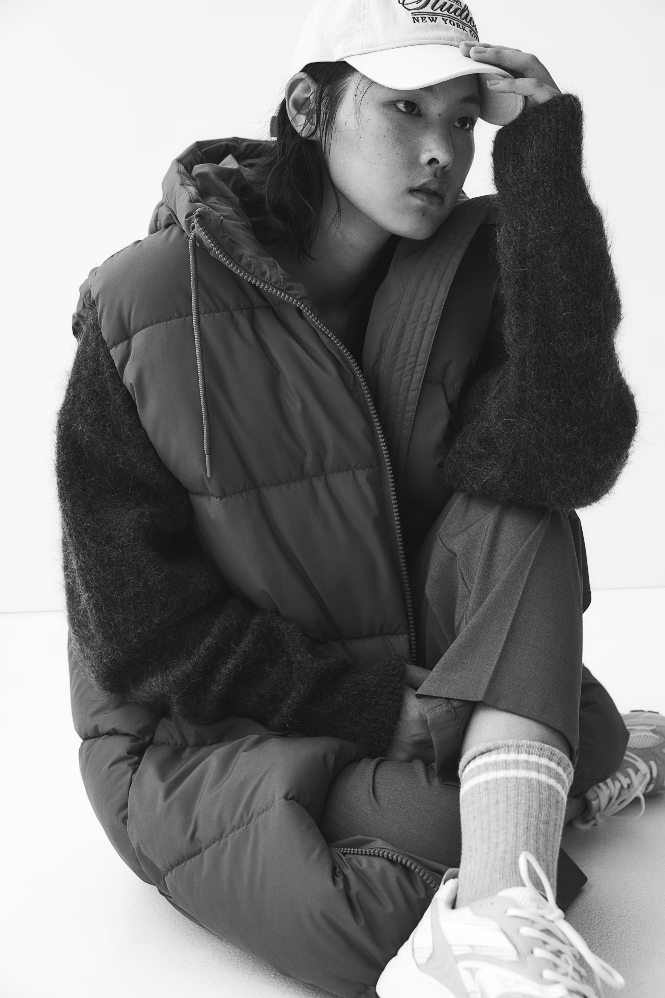 Hooded Puffer Vest - Dark khaki green - Ladies | H&M US | H&M (US + CA)