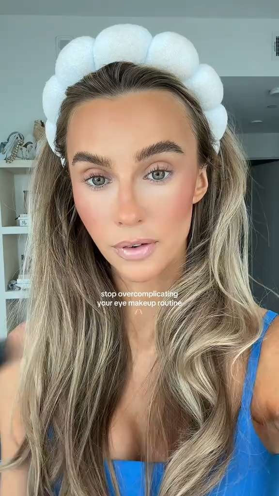 eye makeup can be easy with these tips and products!

#eyemakeup #makeuproutine 

 #LTKBeauty