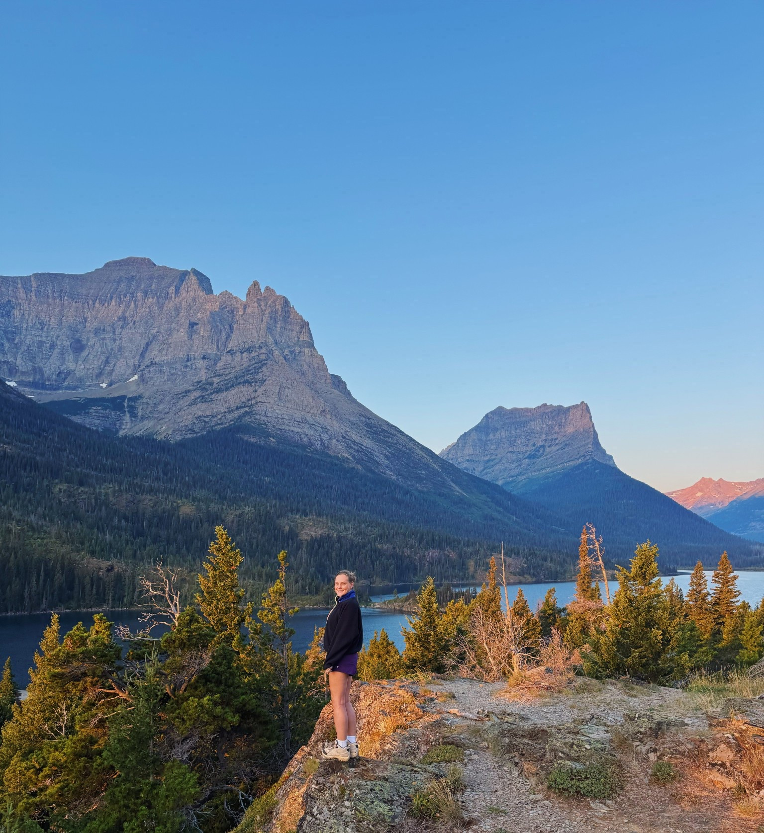 The most comfortable hiking boots & fleece!! 

#LTKStyleTip #LTKActive #LTKSeasonal