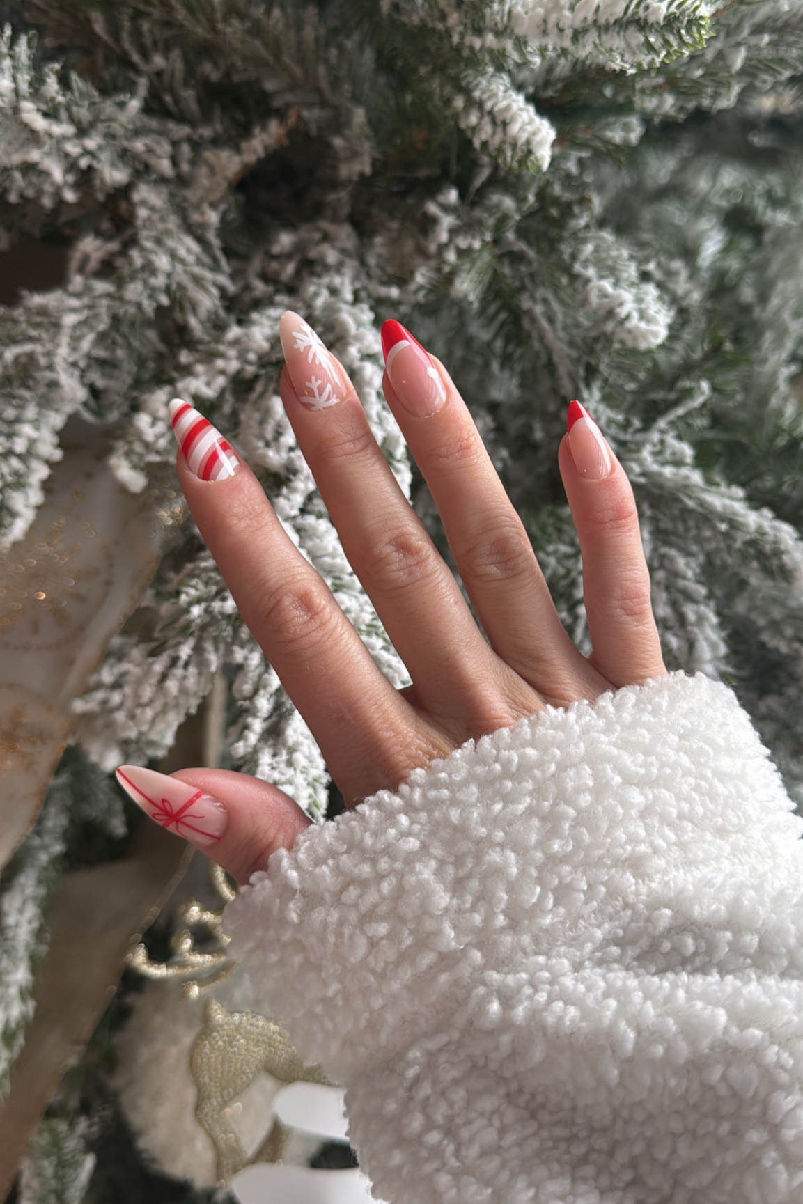 New Nails!!! I found the best press on nail glue!! My nails lasted almost 3 weeks ◡̈ I’ll link everything I use! 