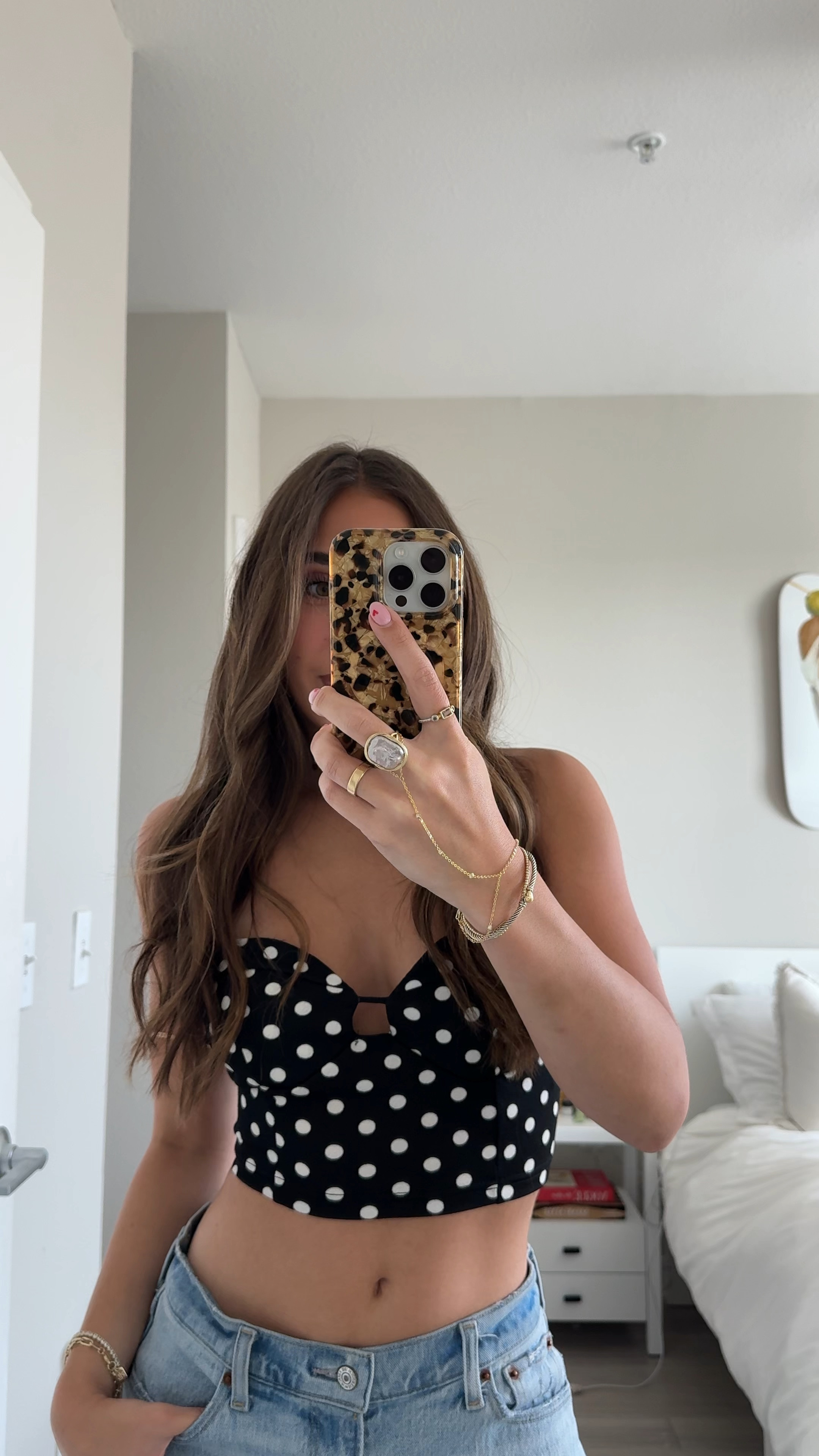 polka-dot Amazon top find!🤍🖤 #amazonfashion #amazonfinds

#LTKU #LTKFindsUnder50